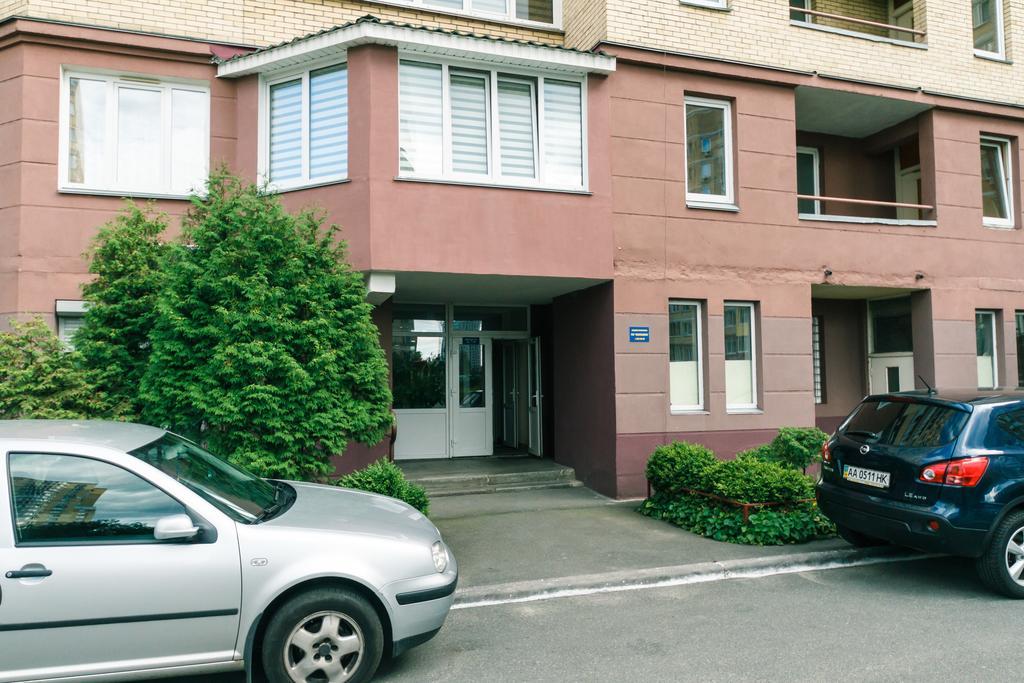 Two-Storey Apartment Near Iec 基輔 外观 照片